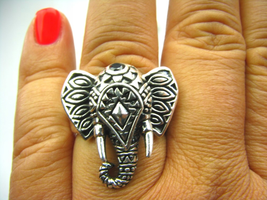 1535 Nádherný prsteň Onyx Elephant Amulet Silver 92