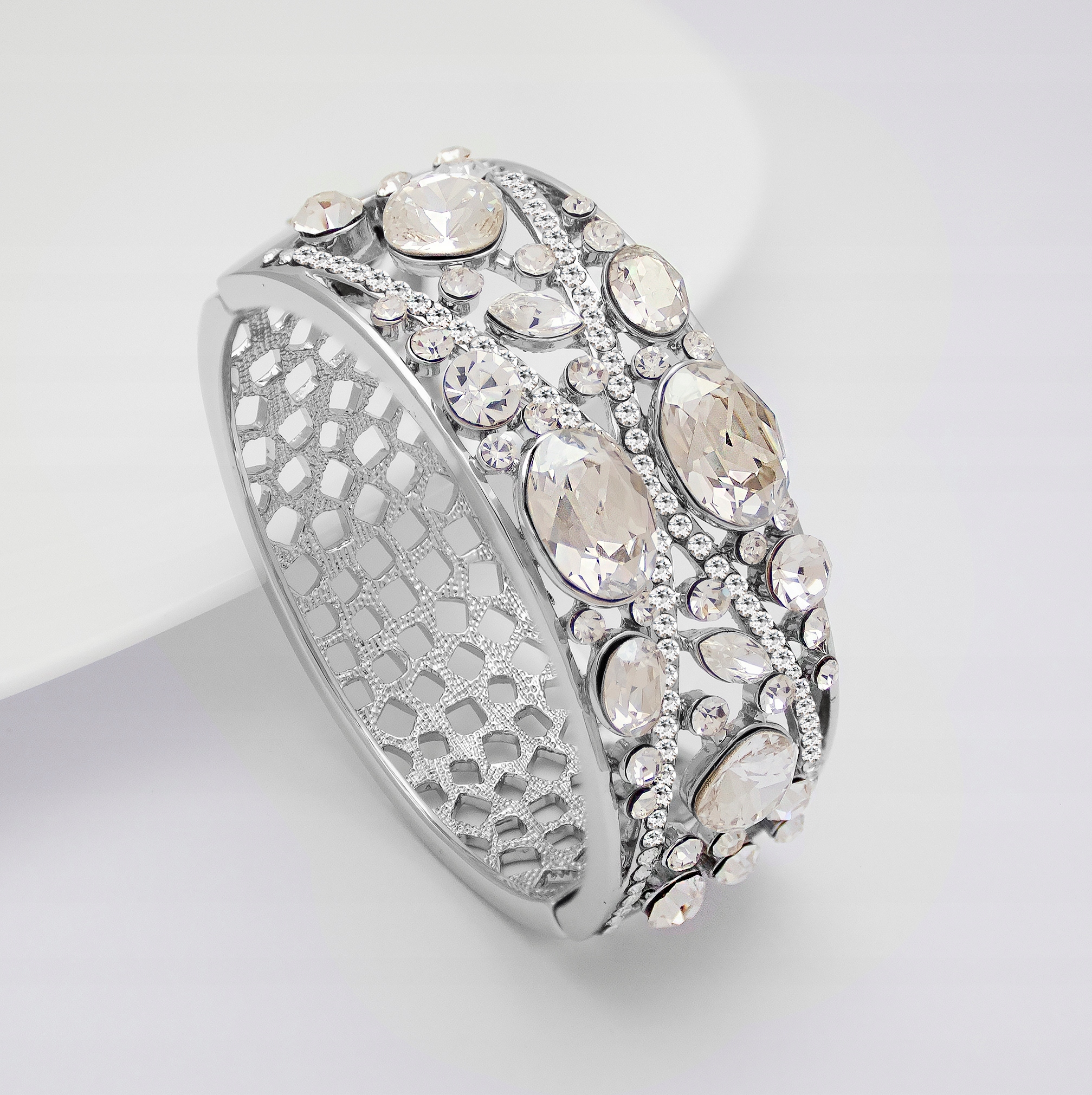 SVADOBNÝ SVADOBNÝ NÁRAMOK SVADOBNÝ SVADOBNÝ Ples SWAROVSKI