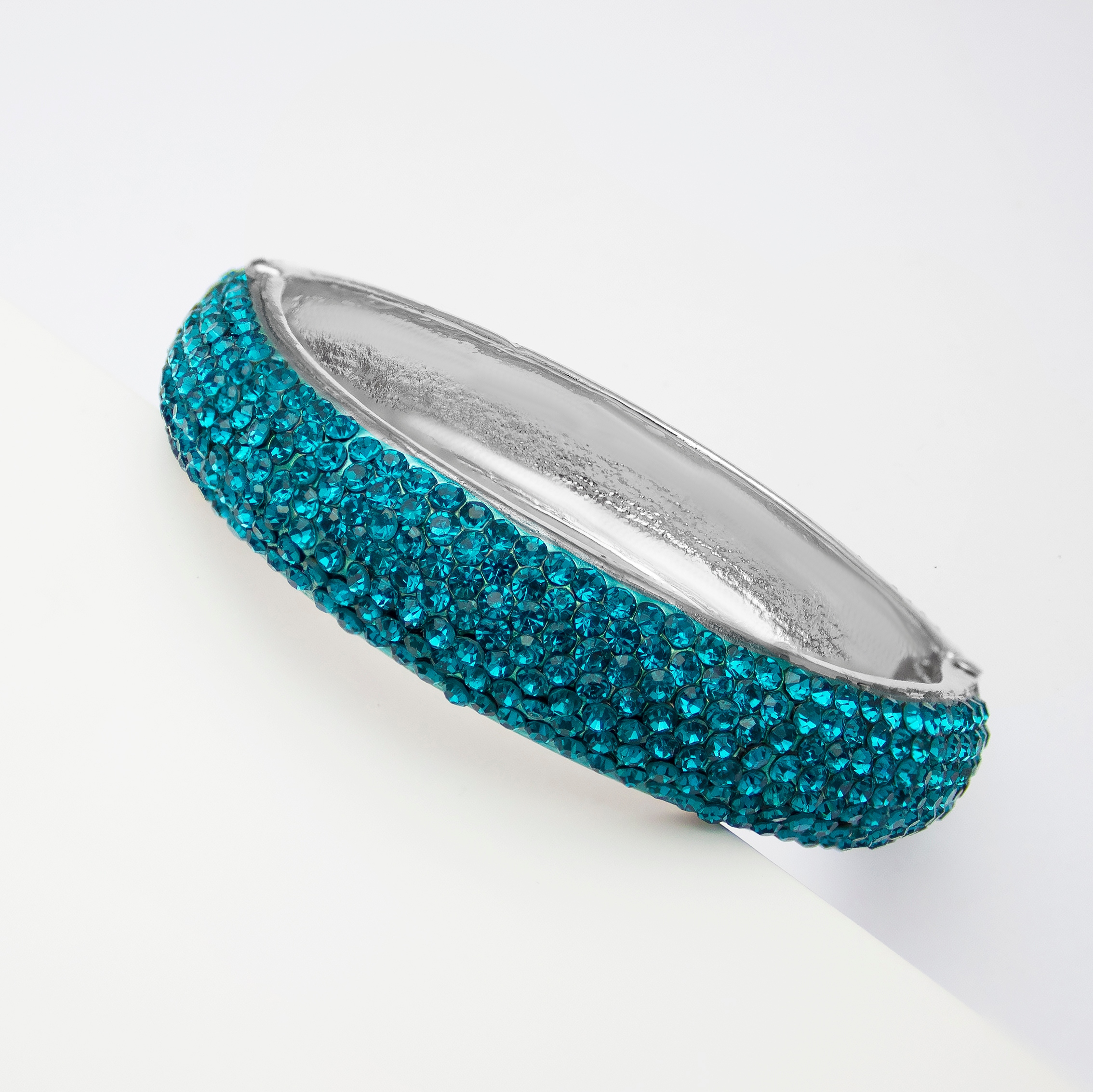 NÁRAMOK STRIEBORNÁ MODRÁ VEĽKÁ SVADOBNÁ SWAROVSKI