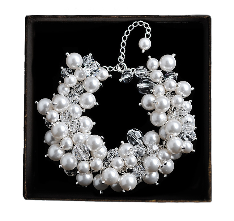 Náramok SWAROVSKI sa ukázal ako strieborná svadba BR4