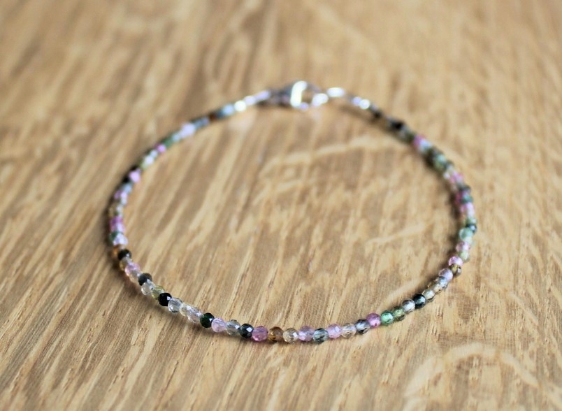 Farebné náramky Tourmalines facetované 2,0 mm
