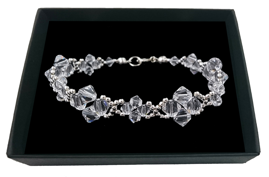 Svadobný náramok vyrobený z krištáľov SWAROVSKI 1932