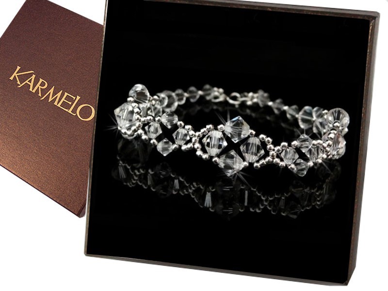 Náramok so Swarovski kryštálmi BR17