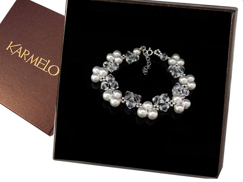 Náramok s kryštálmi Swarovski a perlami BR16