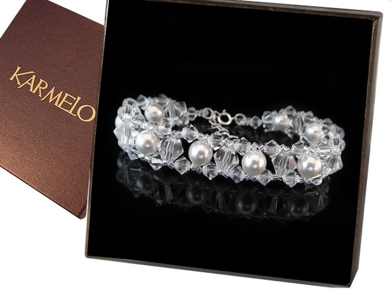 Náramok s kryštálmi Swarovski a perlami BR22