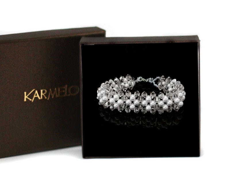 Náramok s kryštálmi Swarovski a perlami BR54