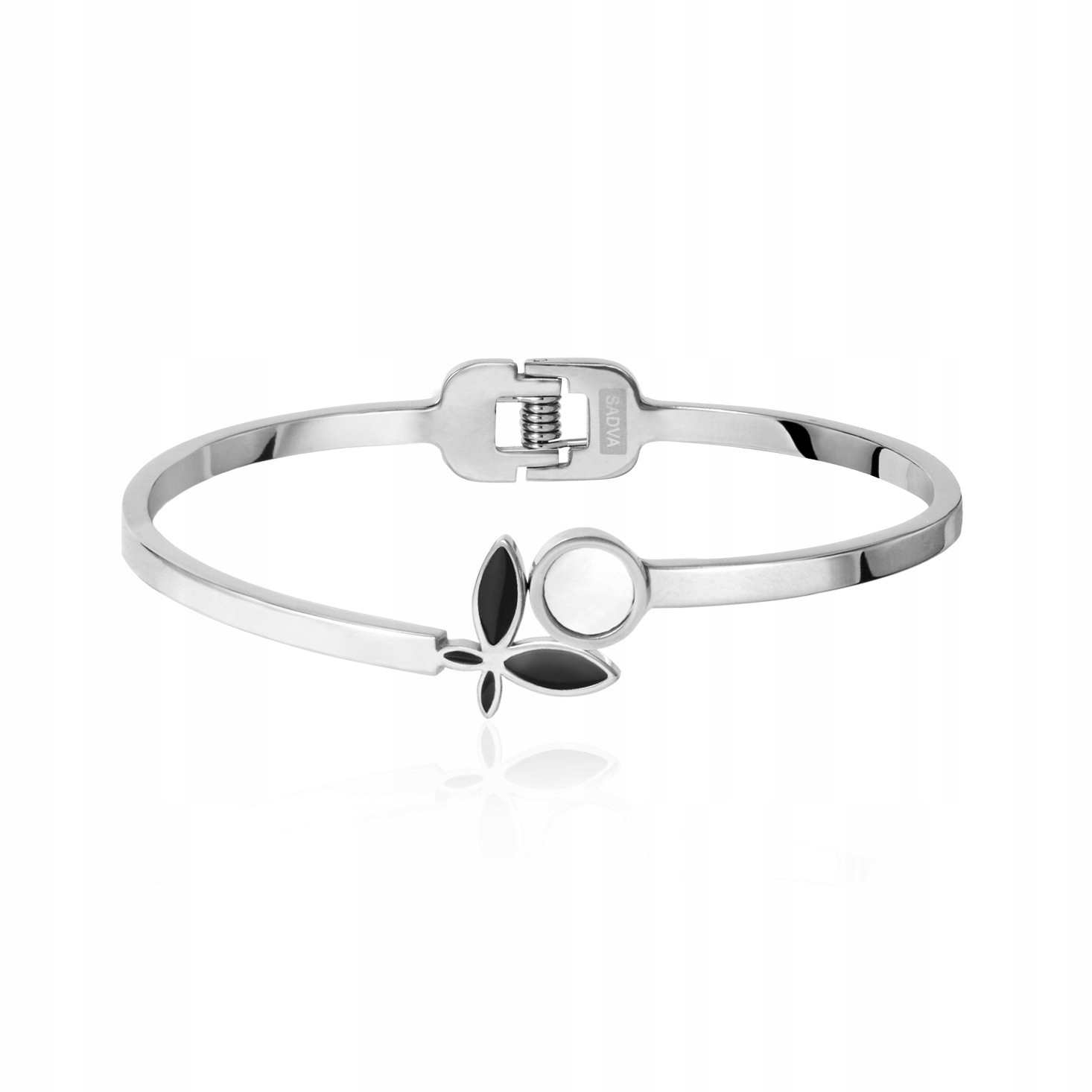 Sadva Butterfly a Pearl Bracelet