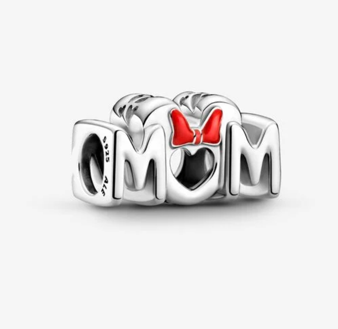 Kúzla momenty Minnie Bow má kameru Al-A Pandora