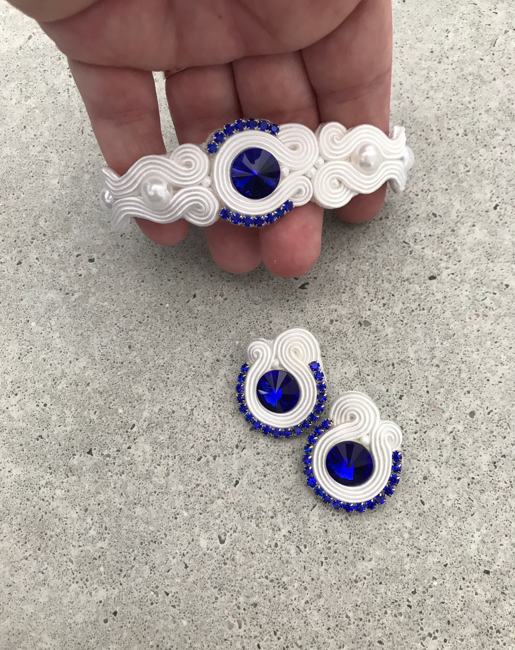 Jemné kobaltové svadobné šperky Swarovski
