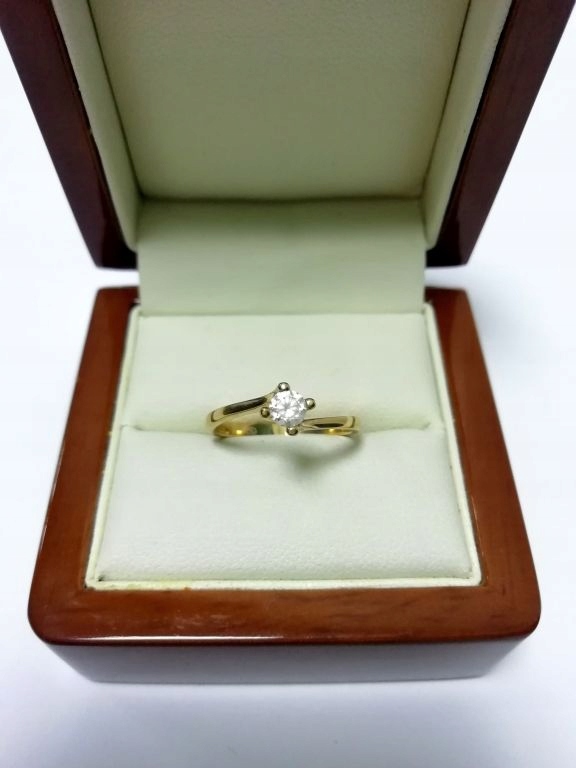 ELEGANTNÝ ZLATÝ KRÚŽOK 333 R.14 1,78 G