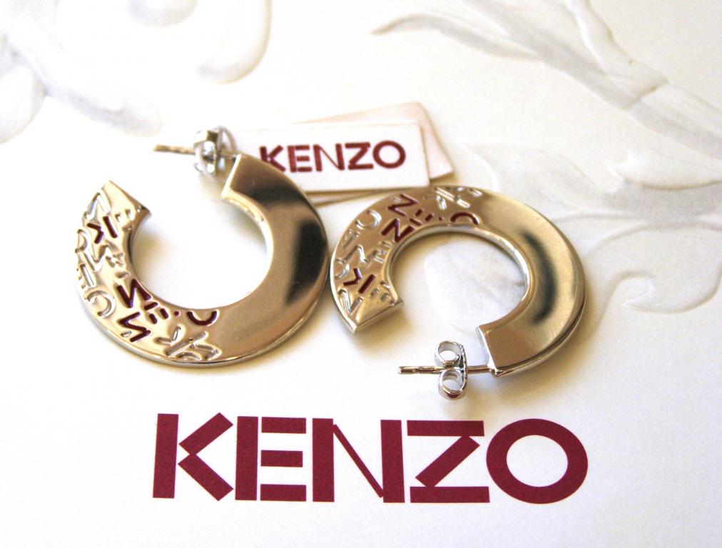 Kenzo zaznamenané náušnice