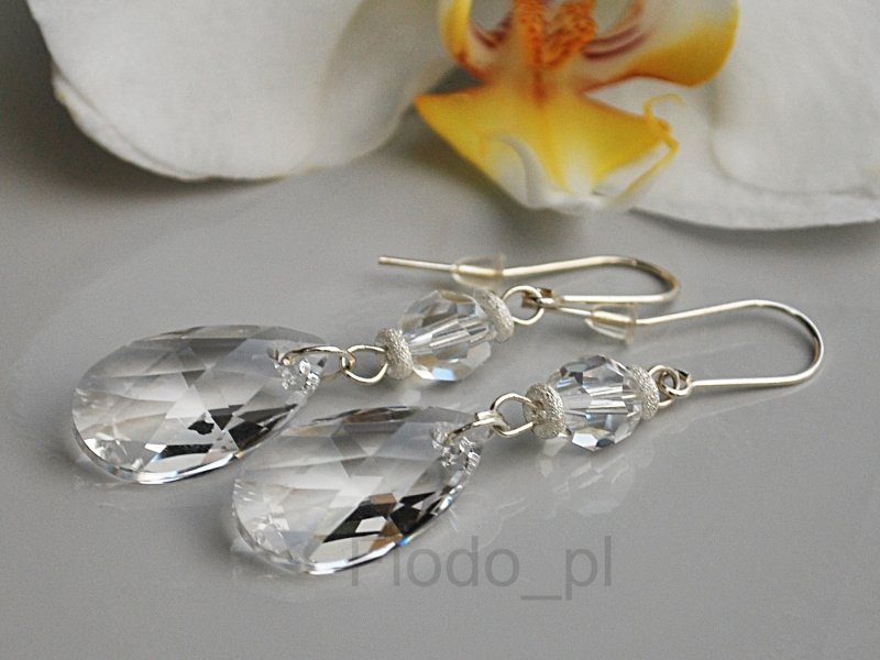 DLHÉ KRÍŠTOVÉ MANDĽOVÉ NÁUŠNICE, SWAROVSKI