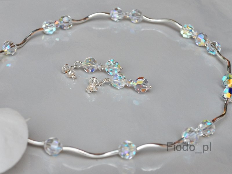 KOLEKCIA JEDNODUCHÉHO DIZAJNU SWAROVSKI