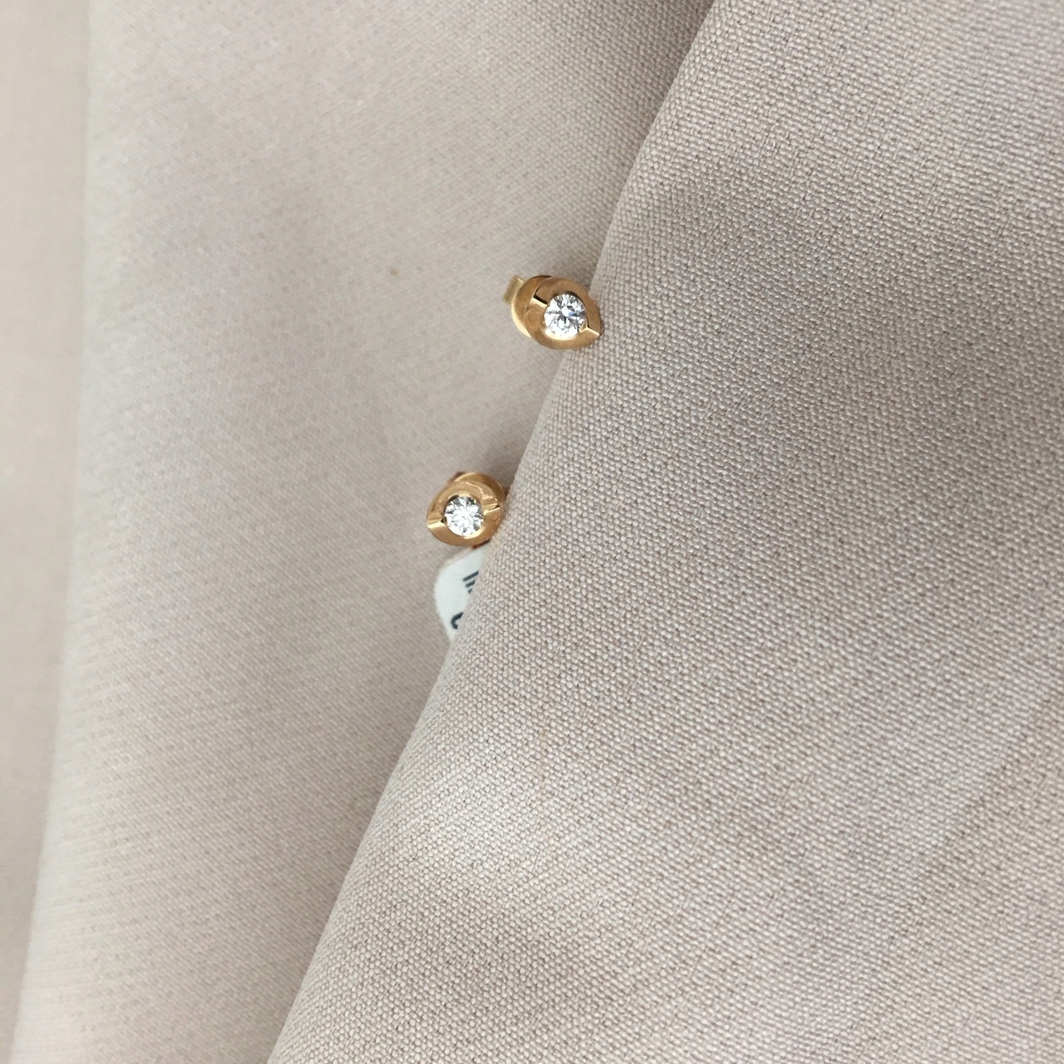 Žlté zlaté náušnice s diamantmi 0,16ct h/s
