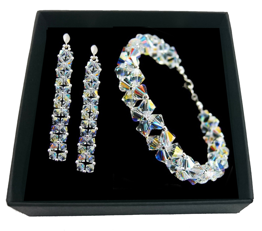 SVADOBNÁ súprava s kryštálmi SWAROVSKI 1833