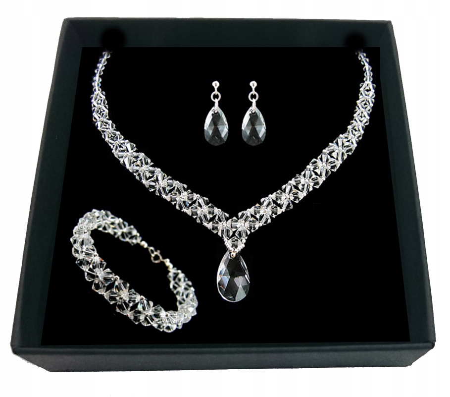 Svadobná sada vyrobená z krištáľov SWAROVSKI 1783
