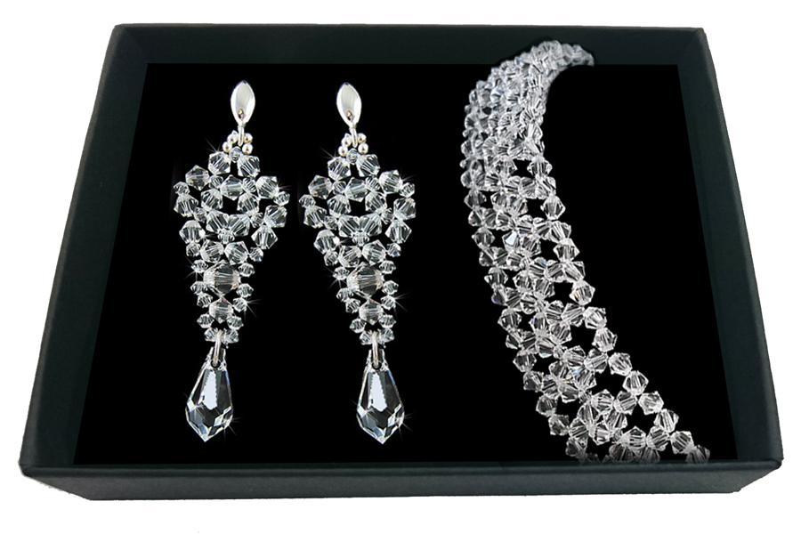 Svadobná súprava vyrobená z kryštálov SWAROVSKI 1950