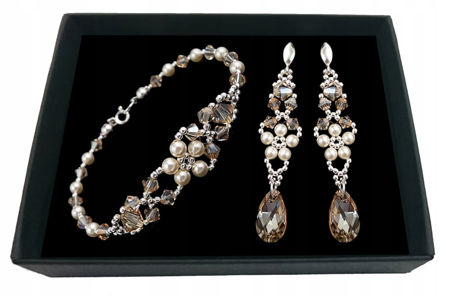Svadobná súprava vyrobená z kryštálov SWAROVSKI krémová 1930