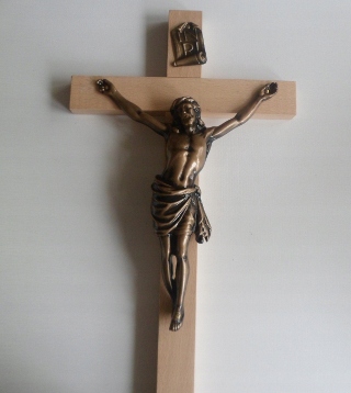 Drevené krížové visiace svetlo 54 cm - 39890