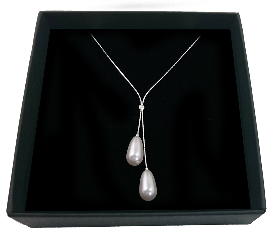 Svadobný náhrdelník vyrobený z bielych perál SWAROVSKI, 1939