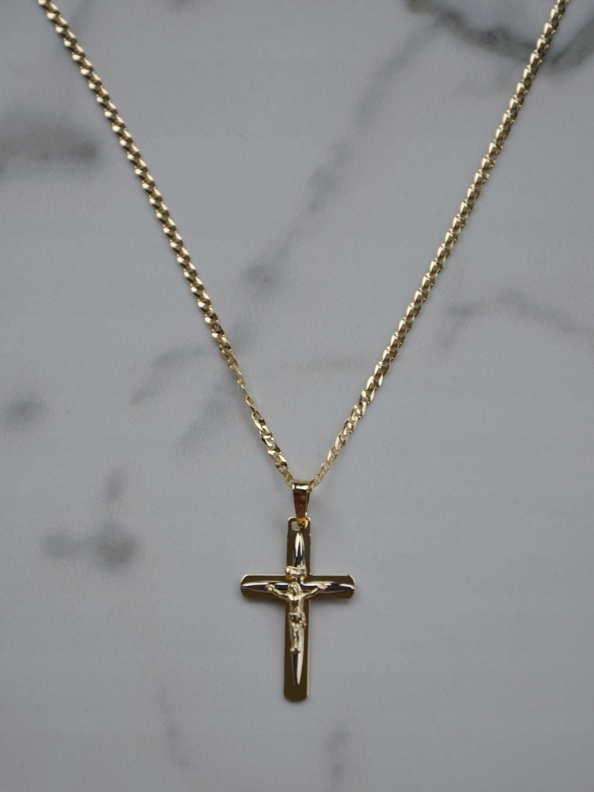 Zlatý náhrdelník Full Gucci Marines Cross PR. 585