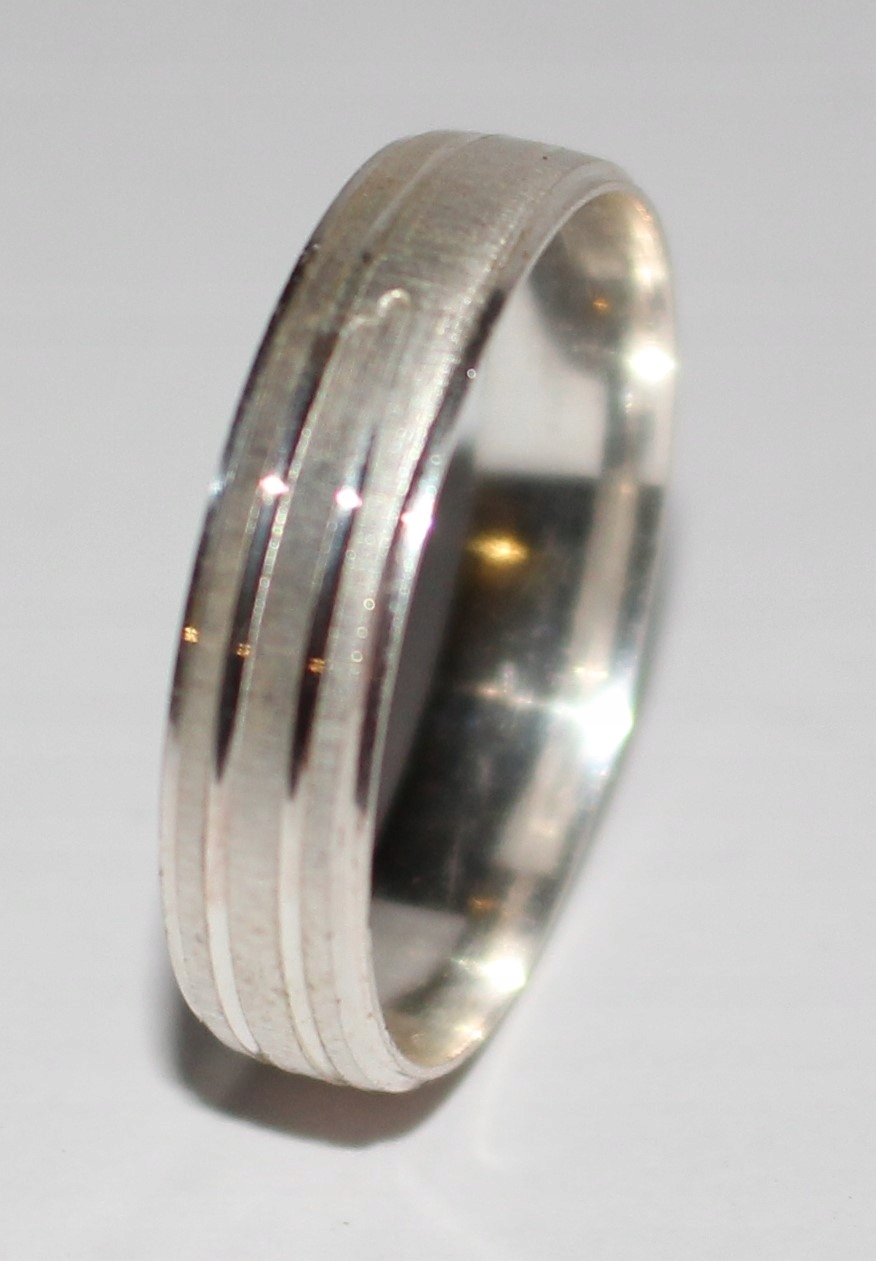 Strieborný snubný prsteň, Pr.925, 2,95 gr. R 18
