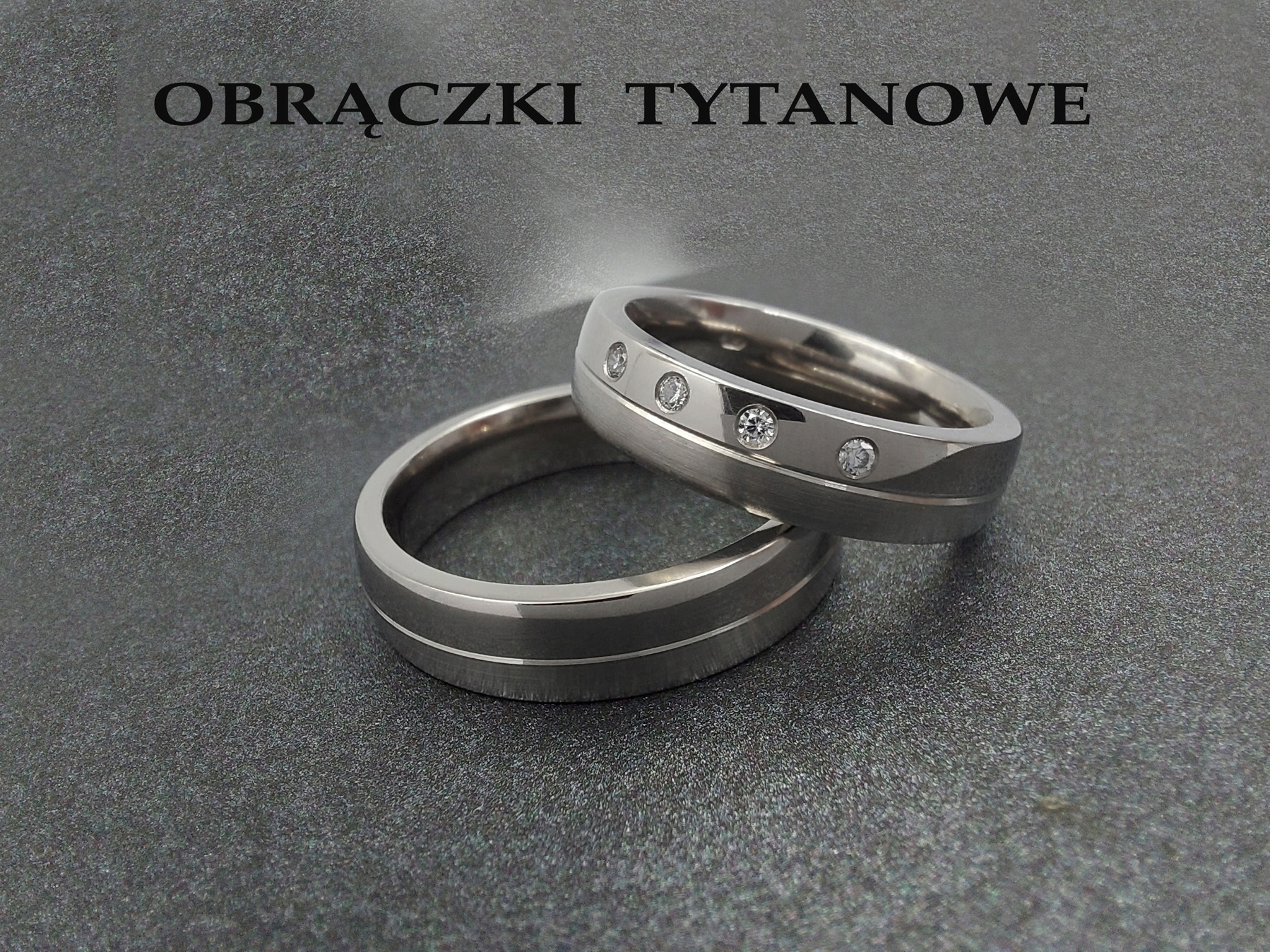 Titan zazvoní so 4 zirkónmi, polovičný BT26
