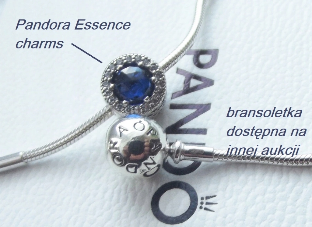 Originálne prívesky nového pokoja PANDORA Essence