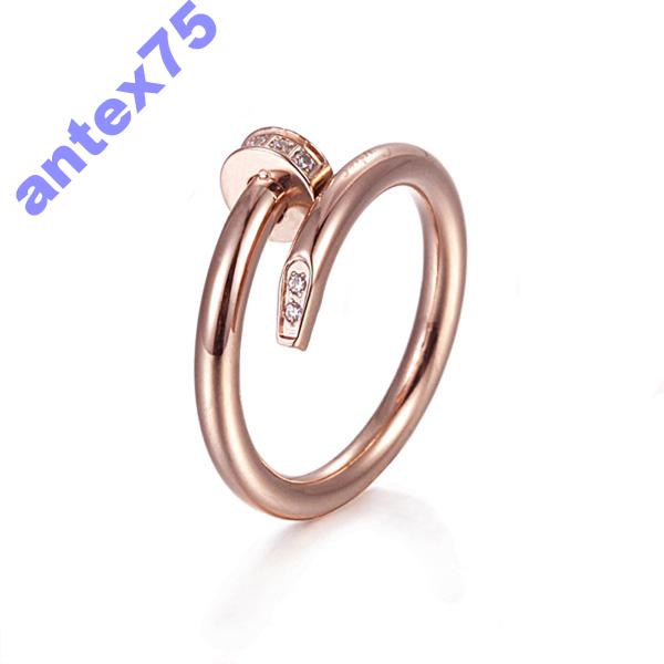 Klinec z nehrdzavejúcej ocele 316L s klincami SWAROVSKI 14KGP