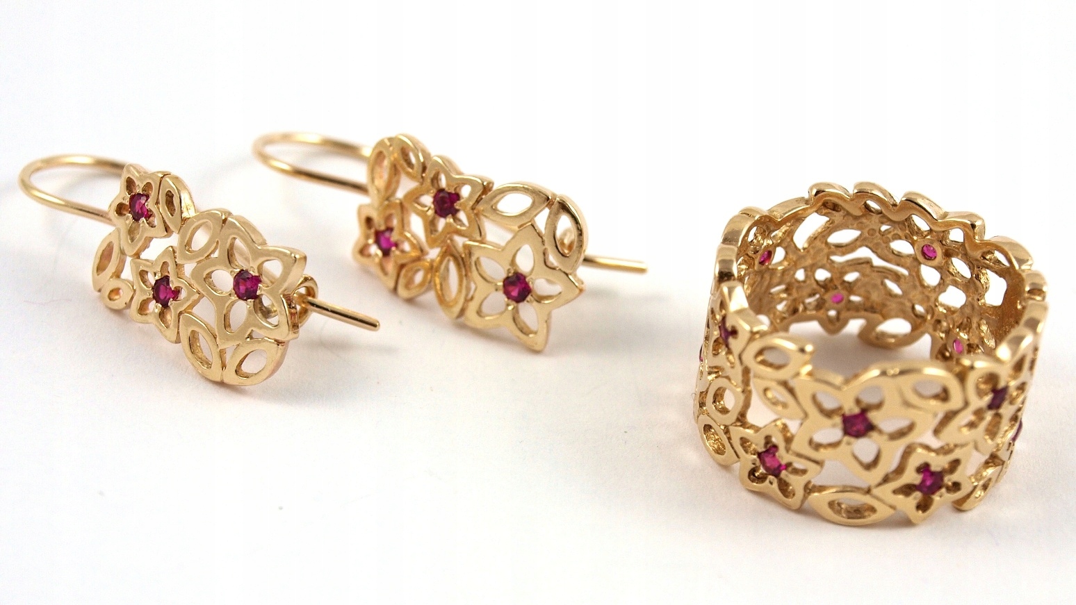 Ring+Openwork náušnice sada rubínov ** zlato