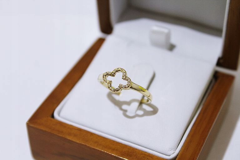 CLOVER RING NEPLNENÝ 1,80G R16