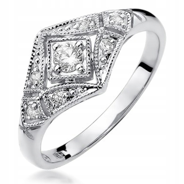 BIELY ZLATÝ PRSTEN S BRILIANTMI 0,19 ct