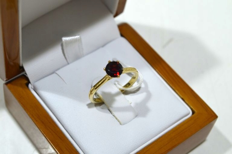 KRÚŽOK ZO STRANY granátového jablka 2.30G
