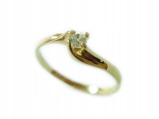 ZÁSOBNÍKOVÝ KRÚŽOK s diamantom 0,15 CT SI1 / H