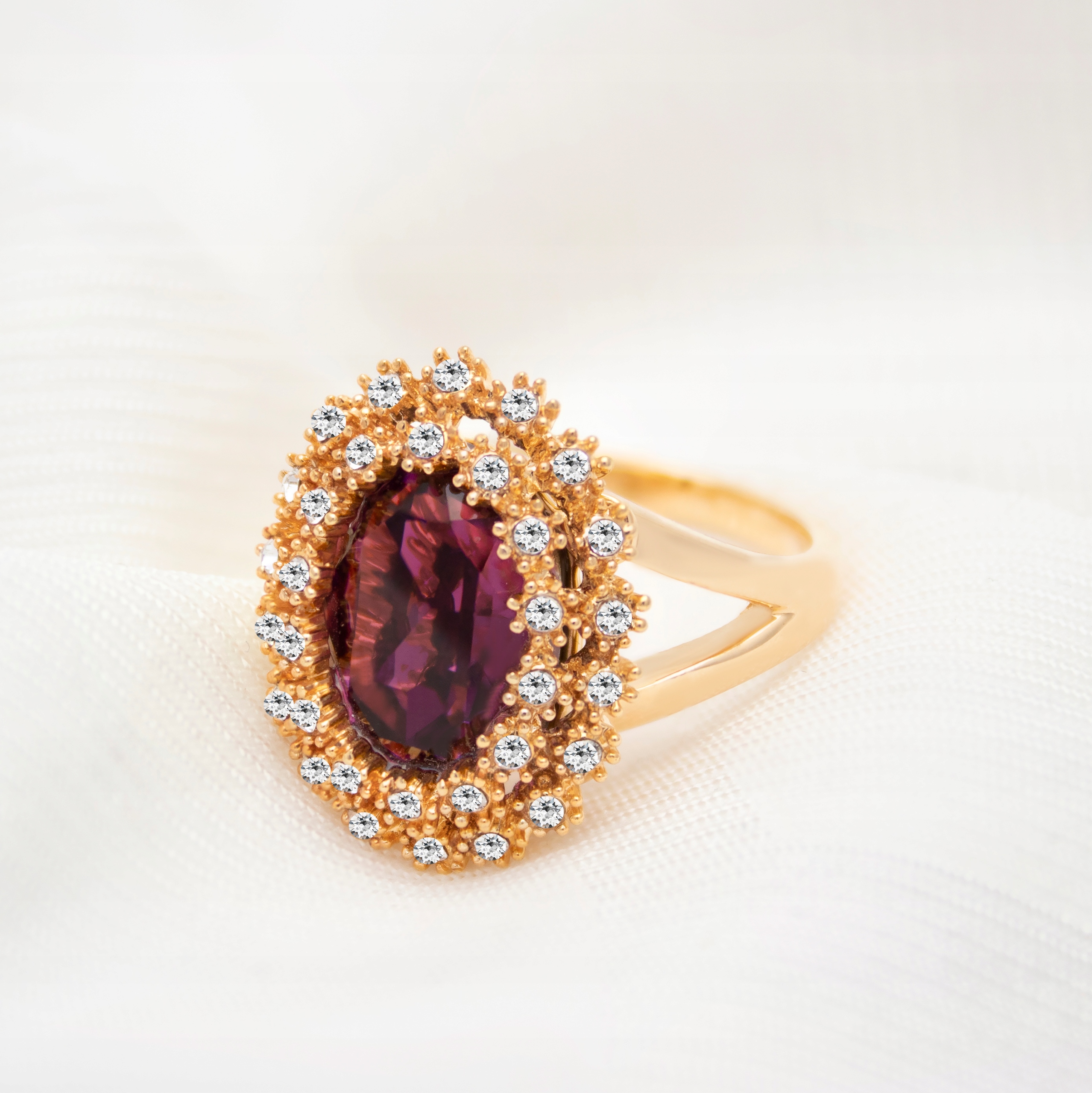 ZLATÝ SWAROVSKI PRSTEN fialový oválny VEĽKÝ