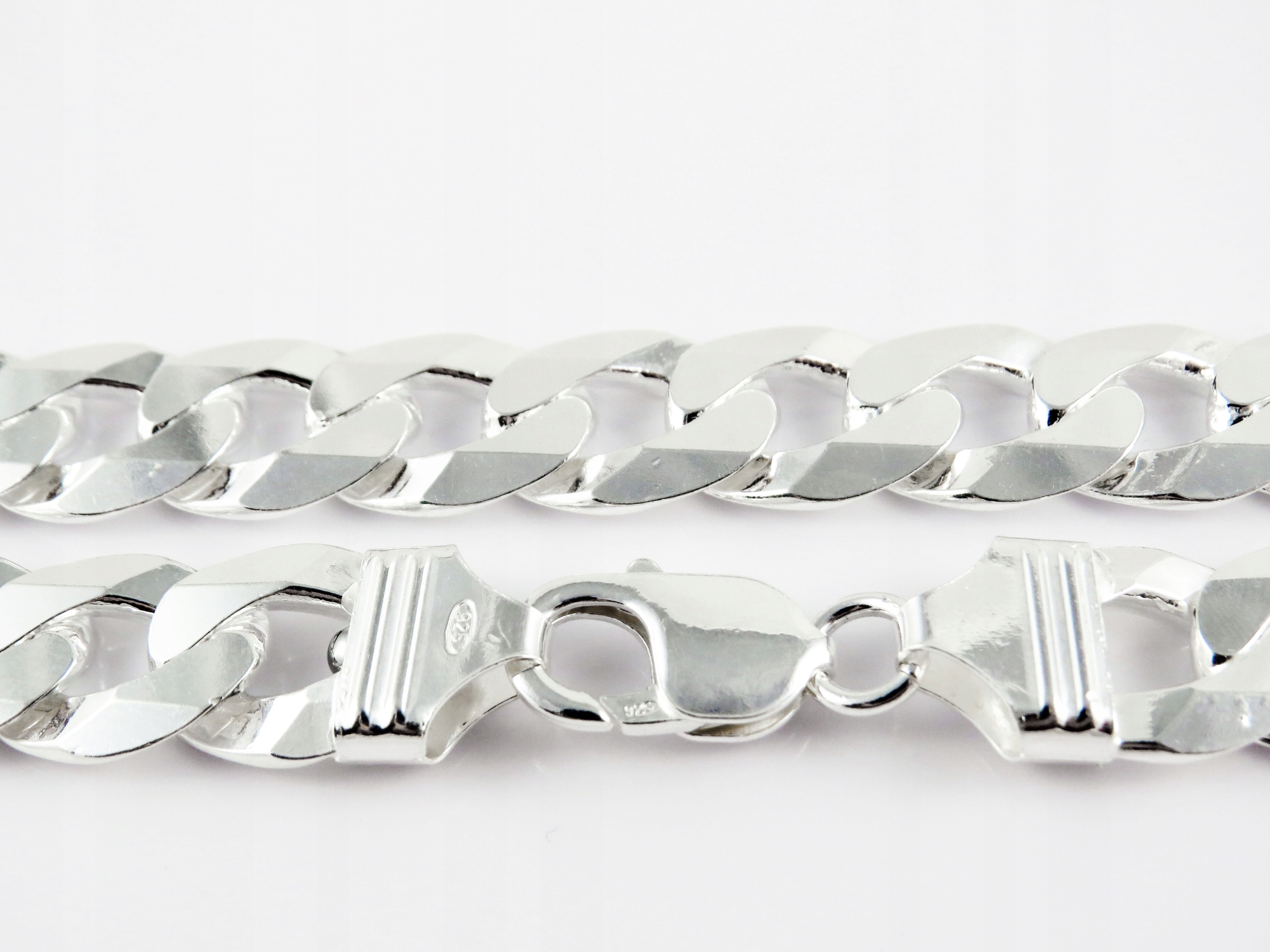 Diamond Pancake, Large133,2 g./ 60 cm.