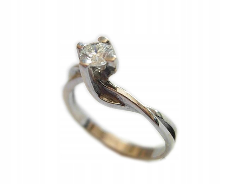 Nádherný zlatý prsteň s diamantom 0,23 ct SI1 / H