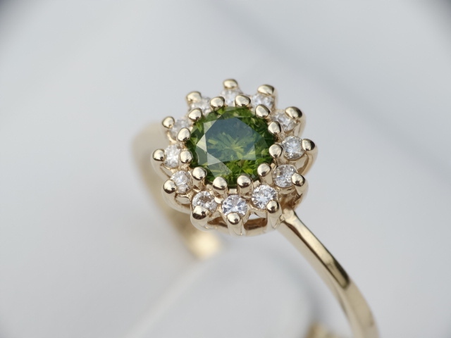 Prsteň 585 Green Diamond s briliantmi 0,95 CT