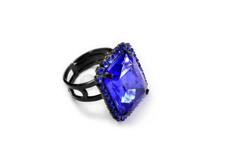 Ring Theater Kiara Jablonex Sapphire