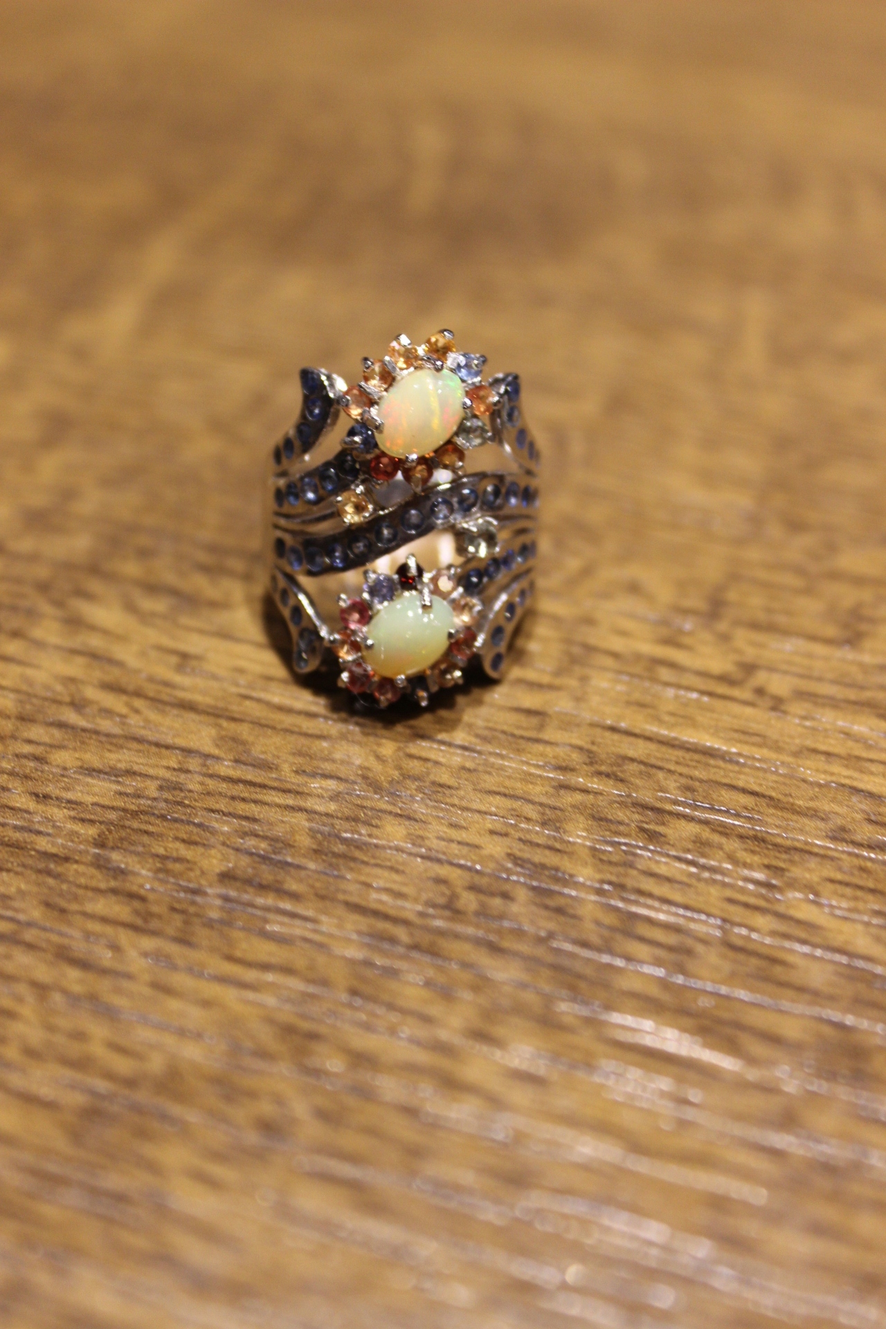 Strieborný prsteň Opals Sapphires Songea 16