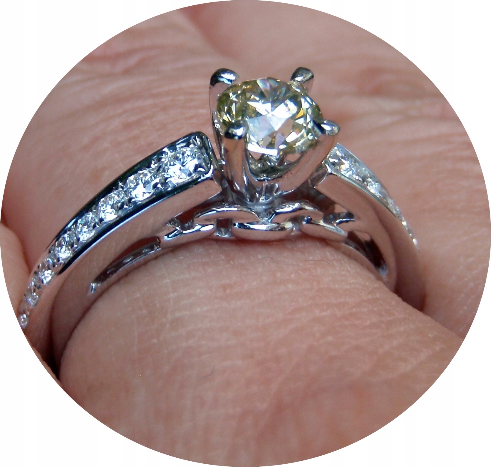Diamantový prsteň VS2 0,88 ct EXKLUZÍVNE GIA