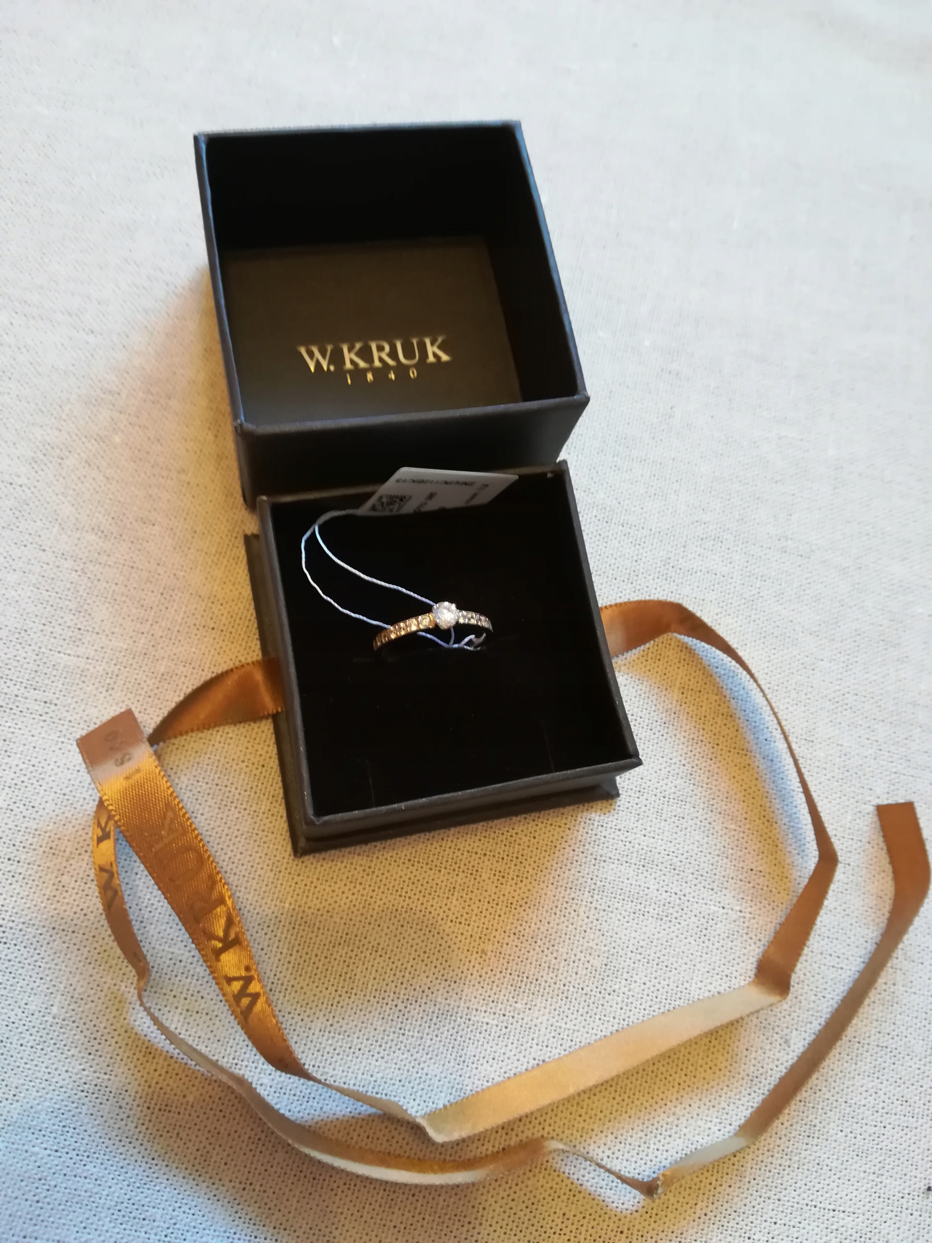 Zásnubný prsteň W. Kruk Lucky gold 13