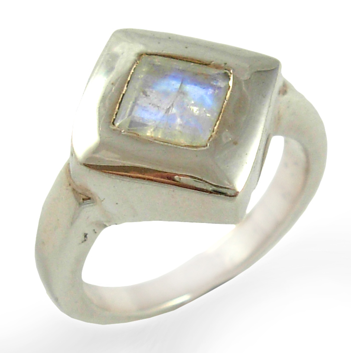 R.12 Moonstone Ring - J394