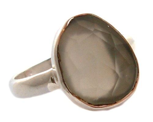 R.14 Moonstone Ring - N105