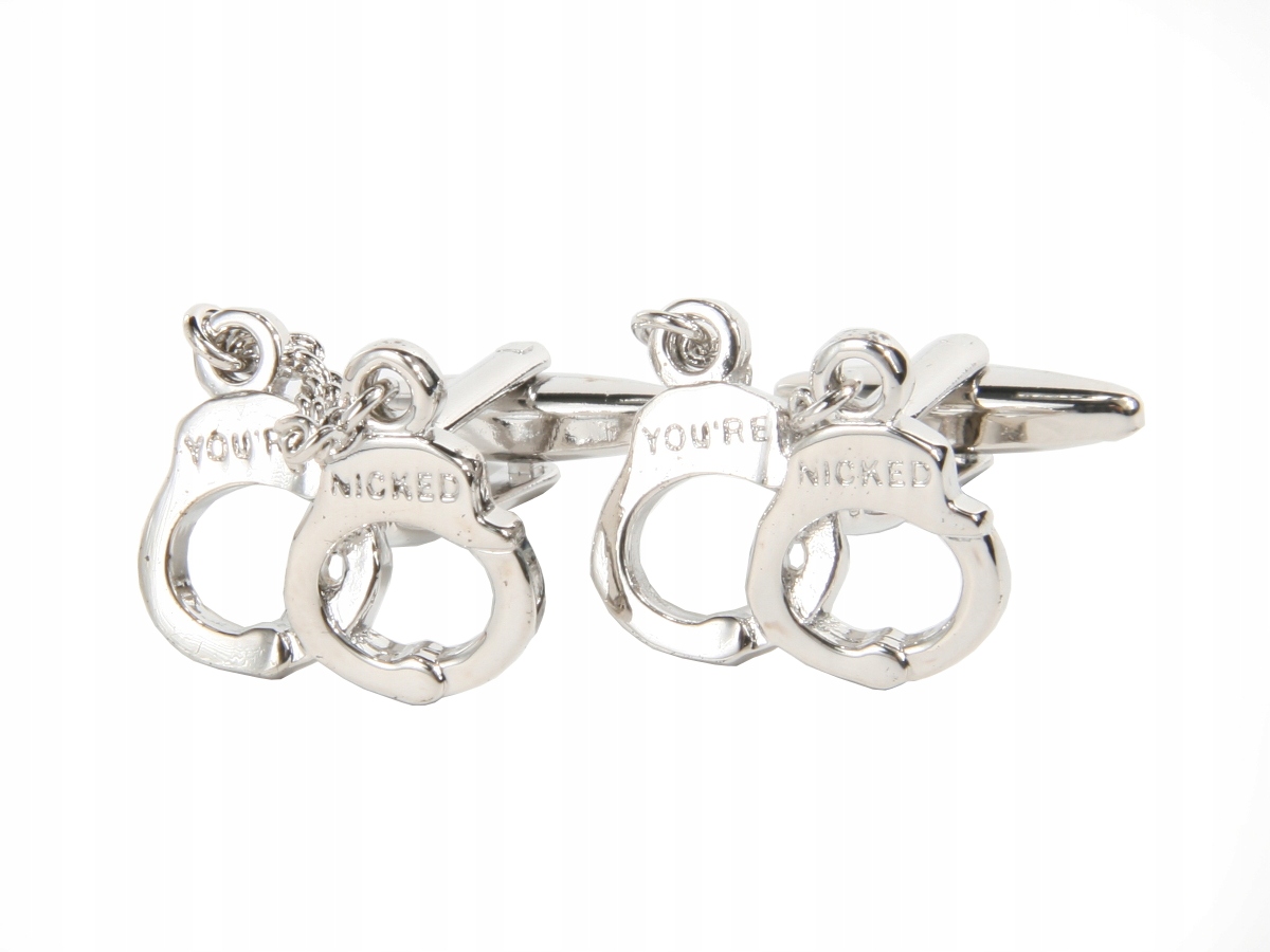 CuffLinks 'putá' v krabici