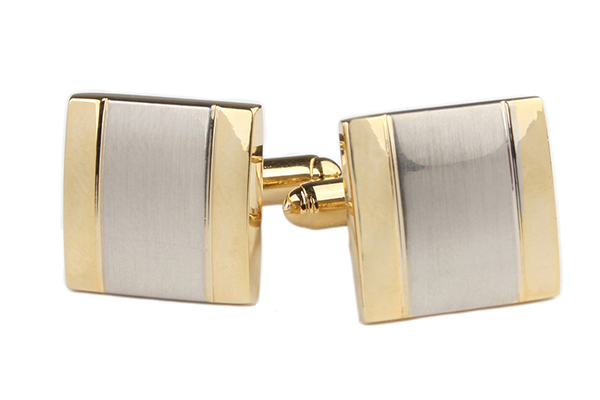 CuffLinks + S22 T -SHIRT CUFFLED CLIP Box