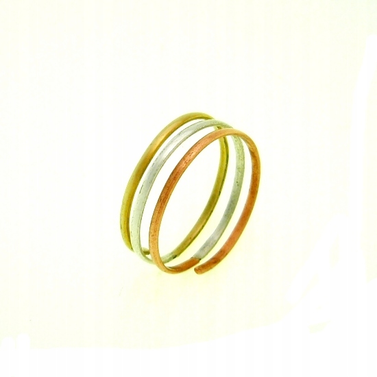 STRIEBORNÝ KRÚŽOK Trojfarebná špirála s = 6/10 mm