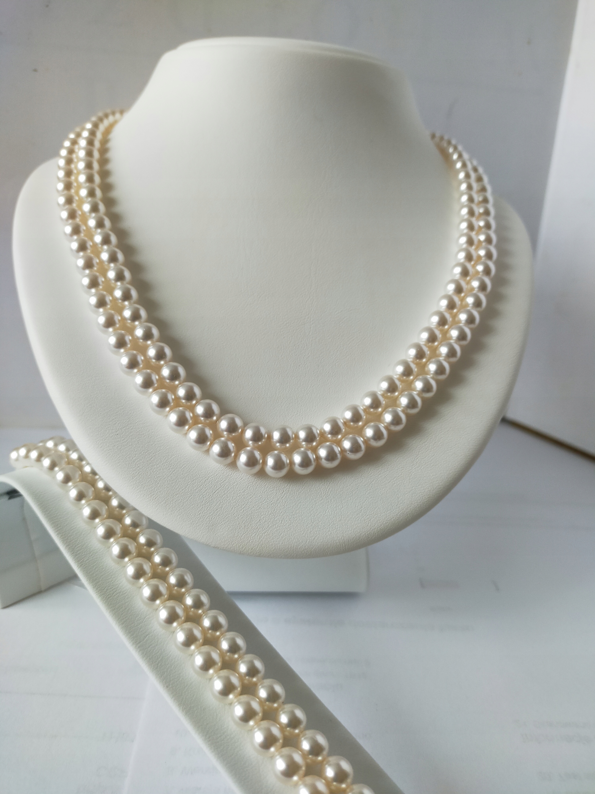 STRIEBORNÁ SADA BIELYCH PERLÍKOV SWAROVSKI