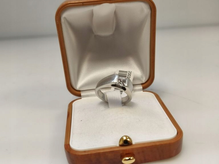 STRIEBORNÝ KRÚŽOK 925 6,34G
