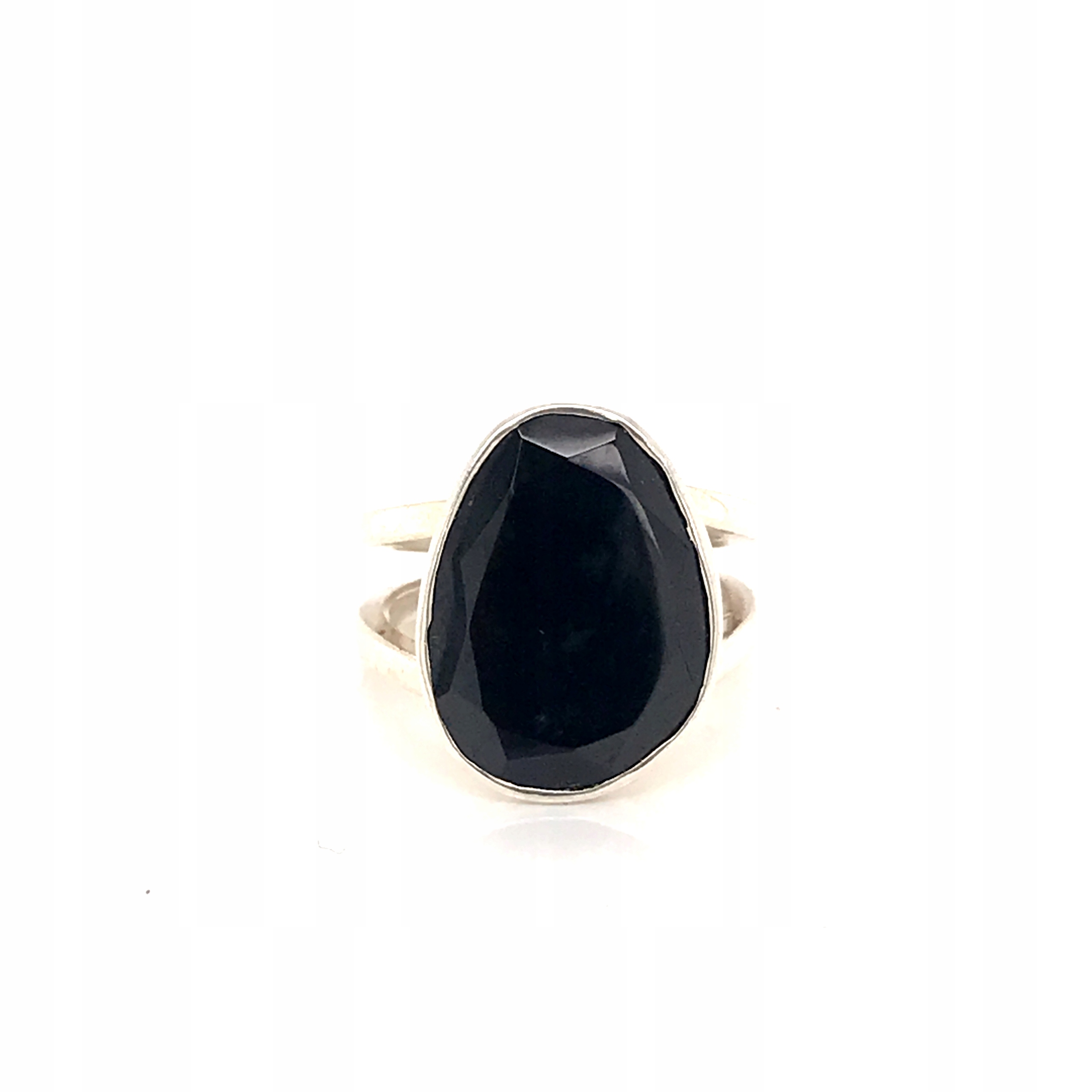 STRIEBORNÝ KRÚŽOK 925 S ONYXOM R655